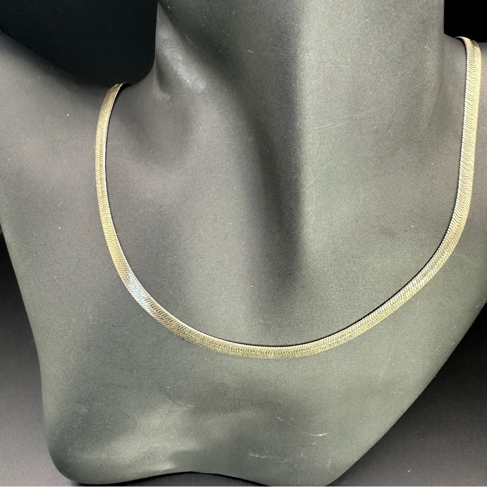 Gold-Tone Flat Herringbone Chain Necklace – Lobster Clasp